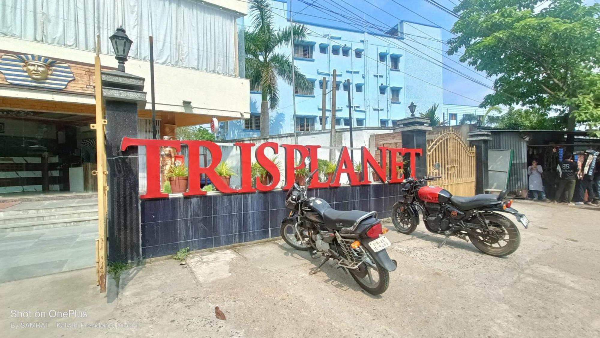 Hotel Trisplanet Kalyani Exteriér fotografie